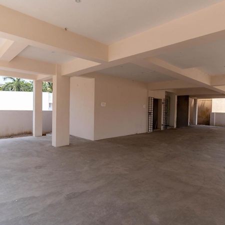 Aishwaryam Service Apartment Madras Buitenkant foto