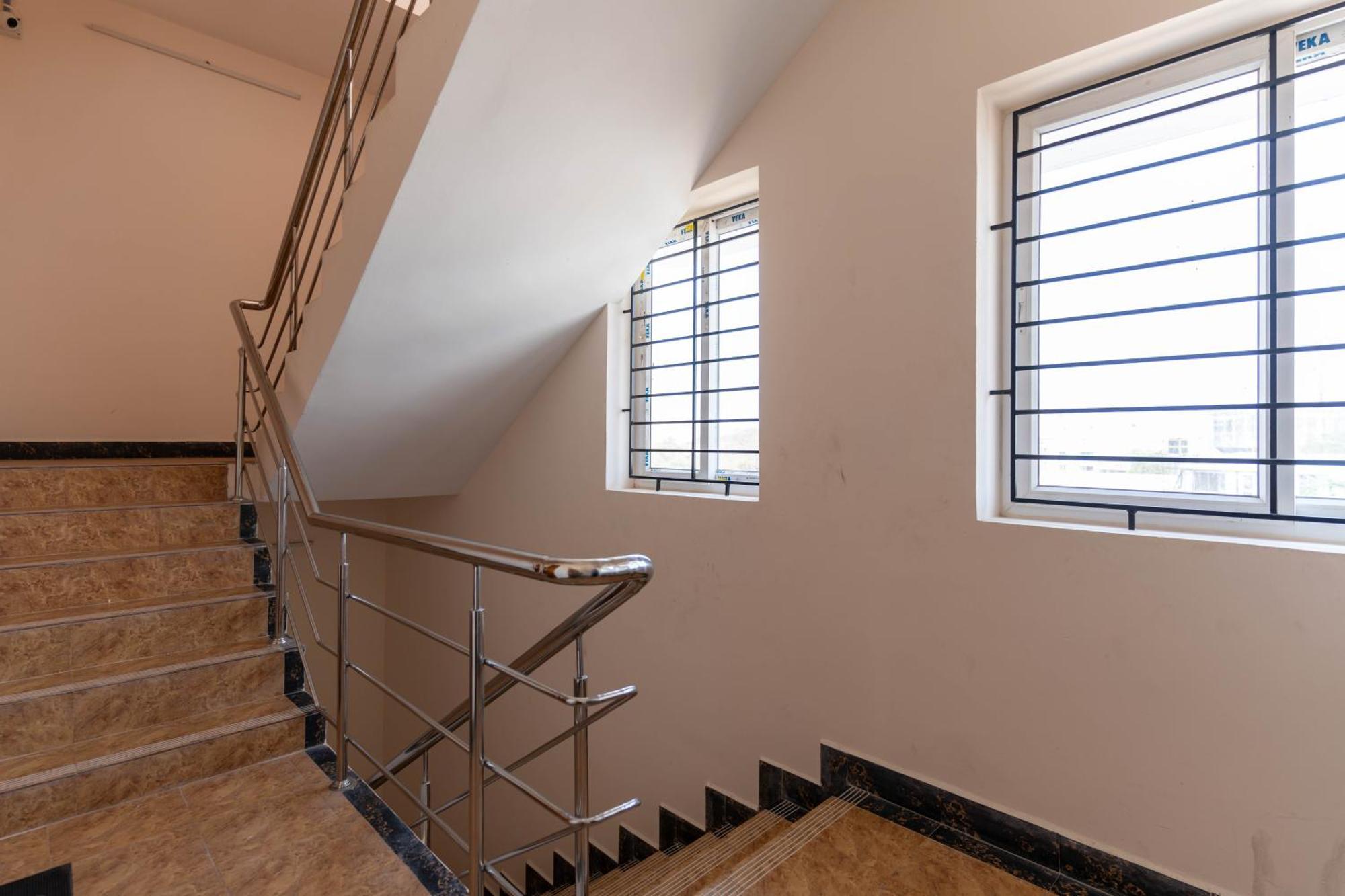 Aishwaryam Service Apartment Madras Buitenkant foto