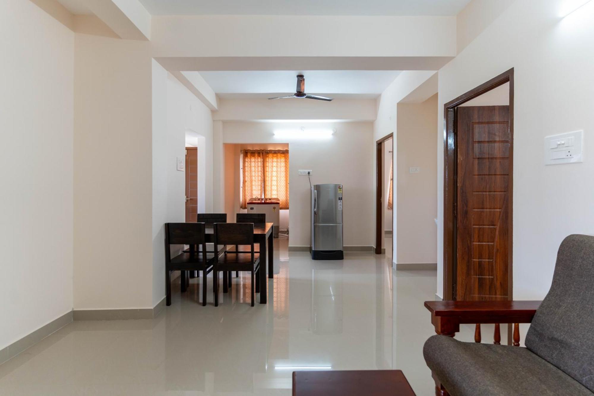 Aishwaryam Service Apartment Madras Buitenkant foto