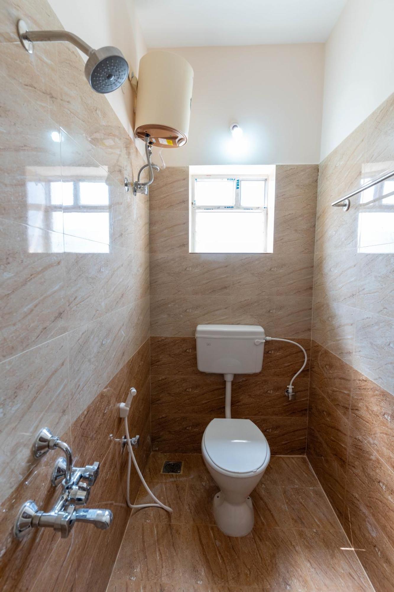 Aishwaryam Service Apartment Madras Buitenkant foto