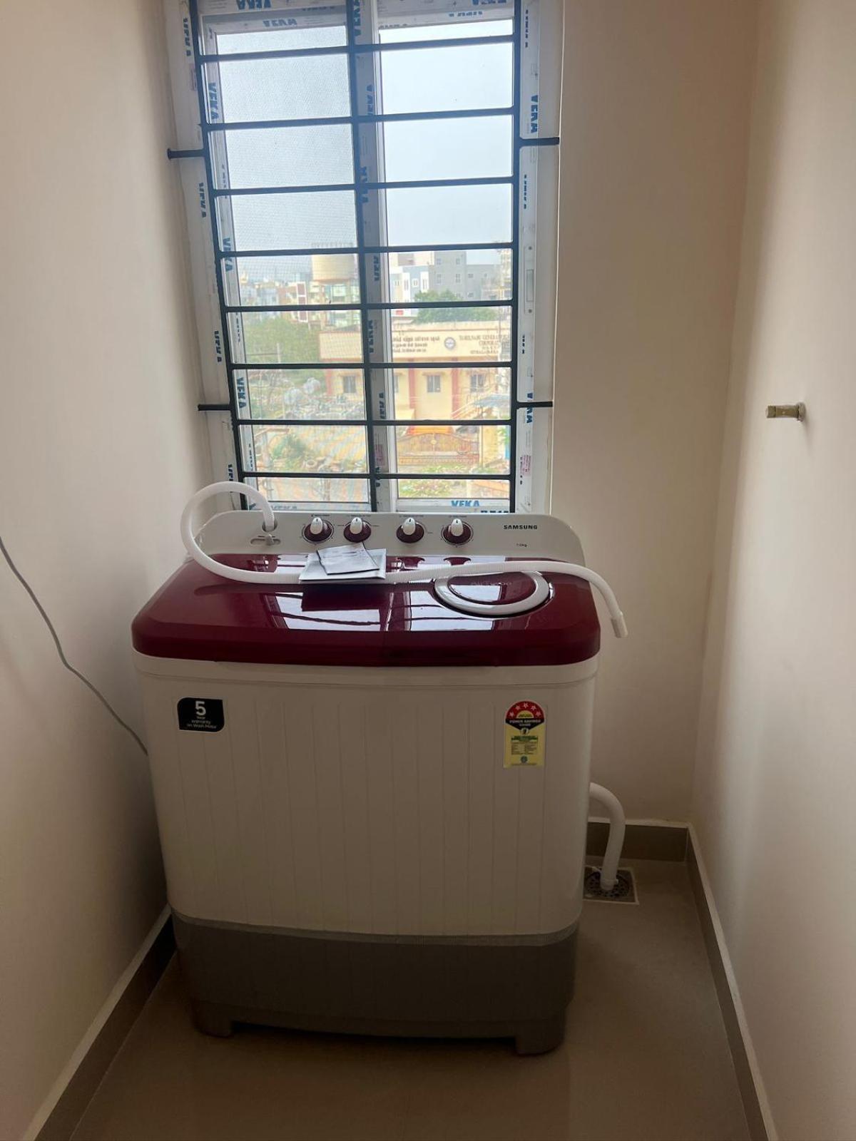 Aishwaryam Service Apartment Madras Buitenkant foto
